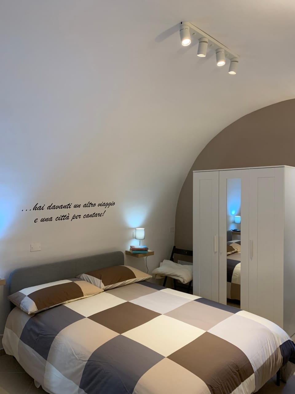 Bed, Bedroom, wardrobe