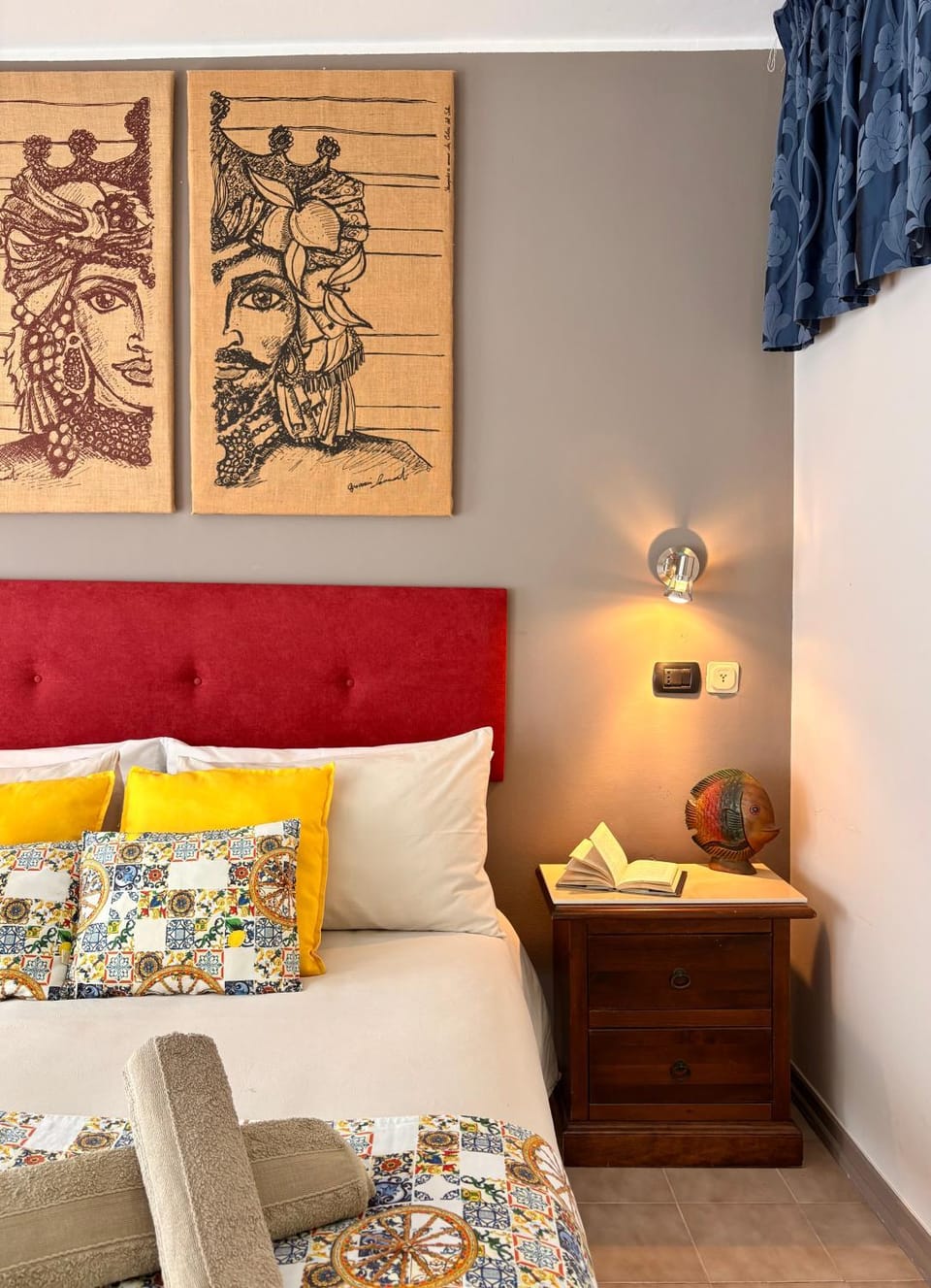 Bed, Bedroom