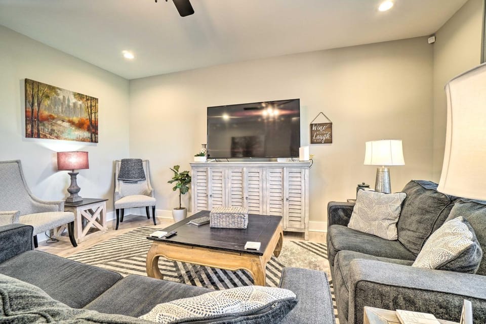 Goodlettsville Home ~ 4 Miles to Raceway! House in Nashville