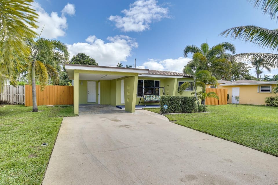 Hollywood Hub Near the Beach & Int'l Soccer Play! House in Hollywood