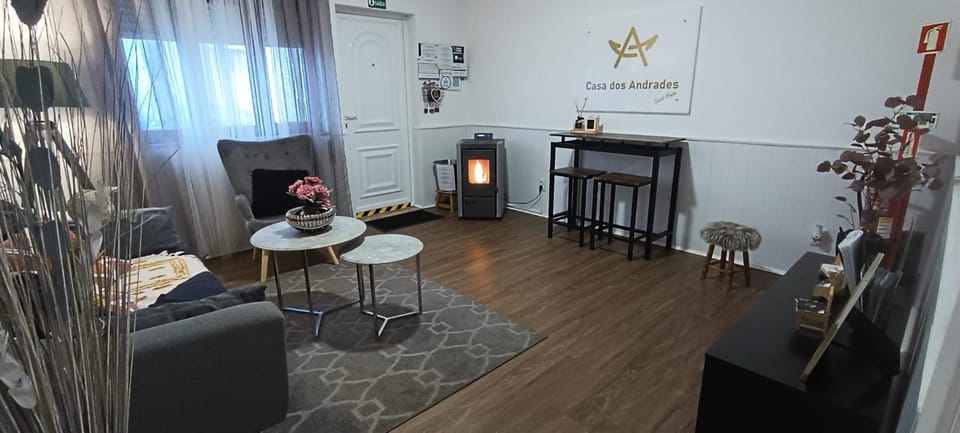 Game Room, Living room, fireplace