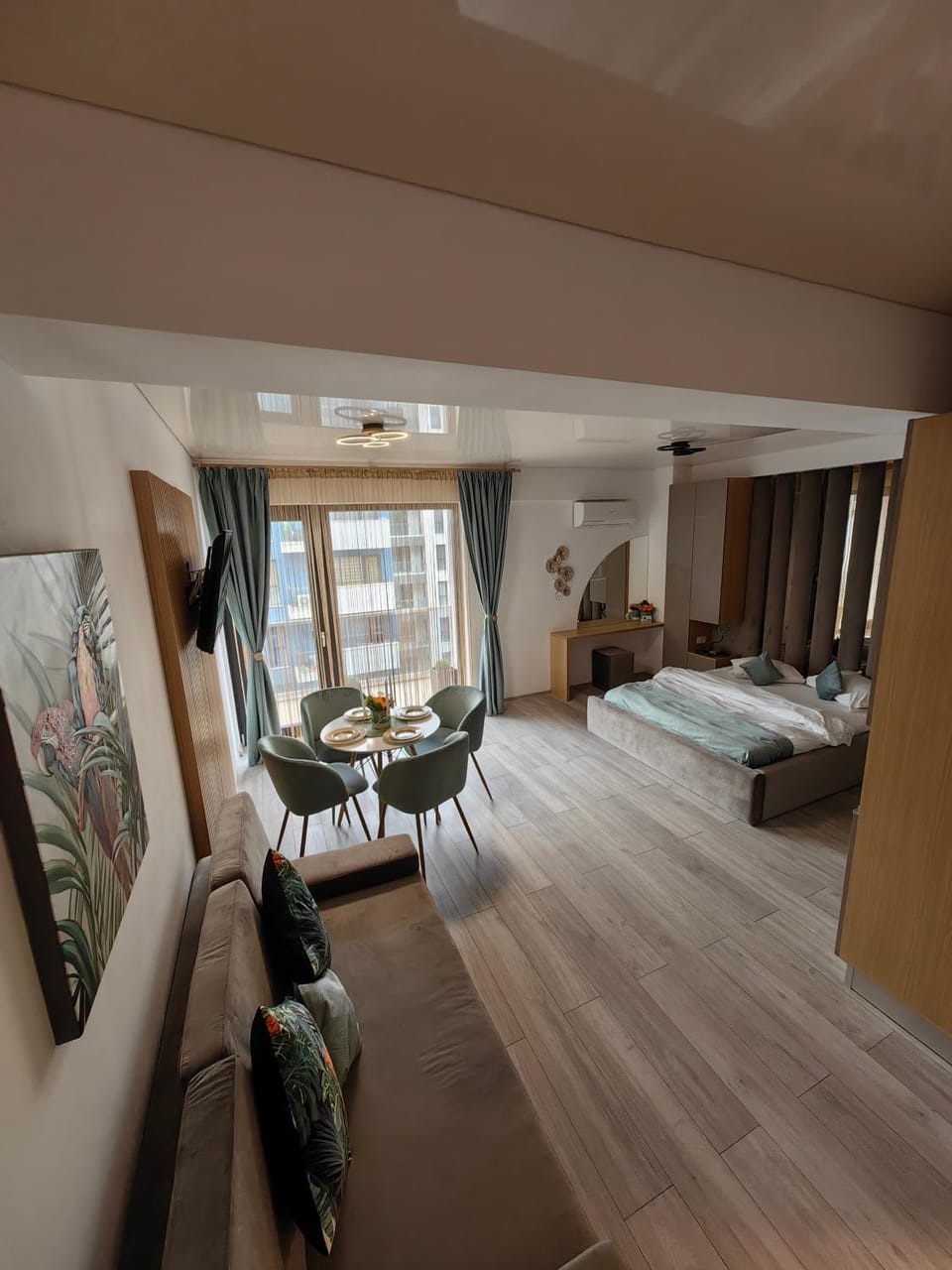 ELLA by Complex Almar Luxury Apartment in Constanța County