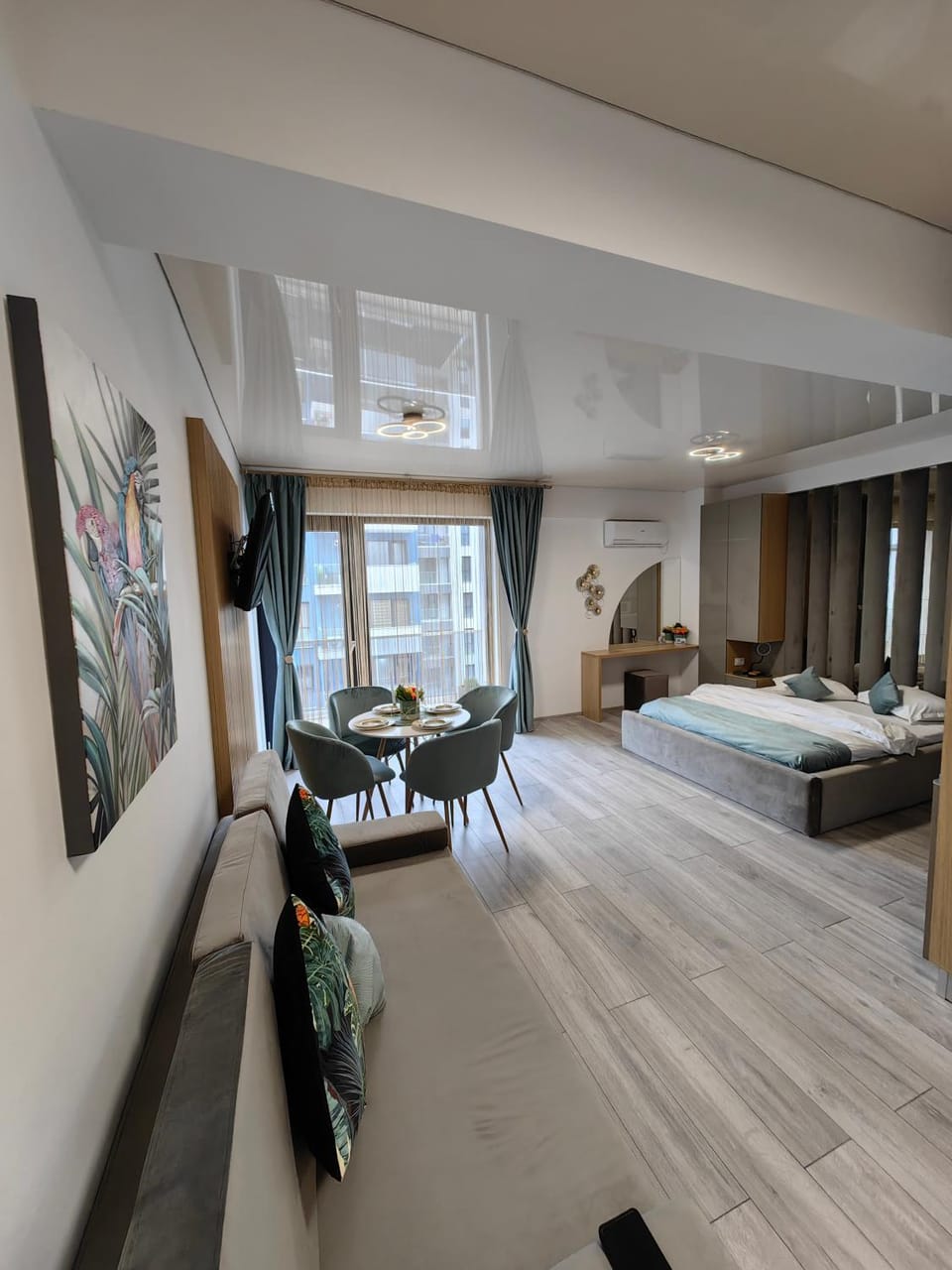 ELLA by Complex Almar Luxury Apartment in Constanța County