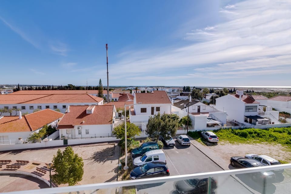 Neighbourhood, City view, Sea view, Street view, Parking