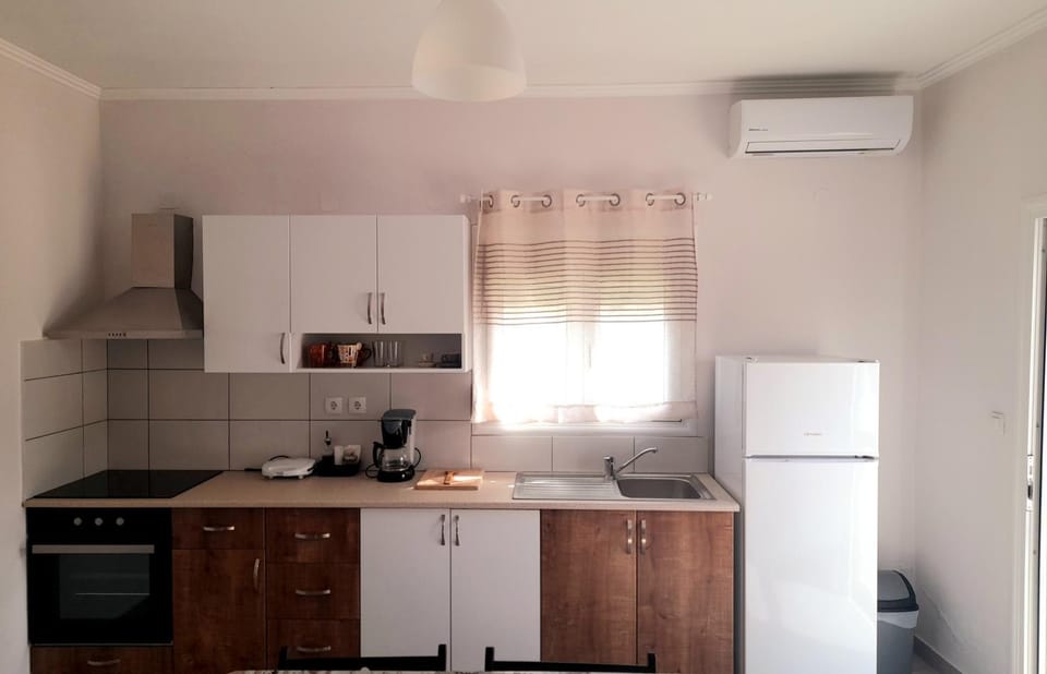 APARTMENTS DIMITRA Apartment in Peloponnese, Western Greece and the Ionian