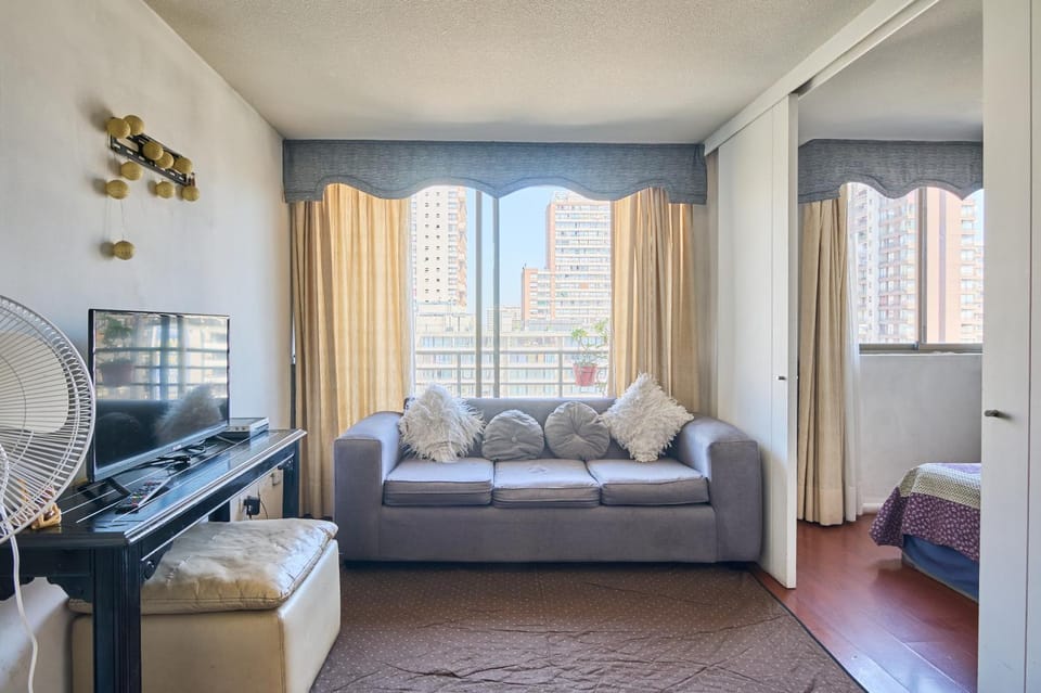 increíble departamento en el corazón de Santiago con aire acondicionado y parking Apartment in Providencia