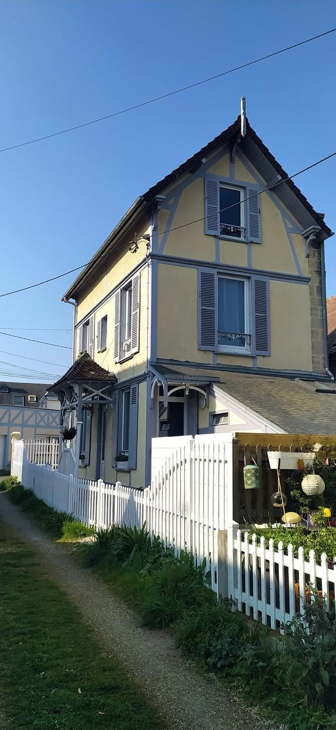 Villa Alcyon House in Normandy