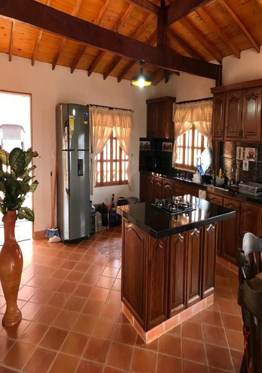 Coffee/tea facilities, kitchen