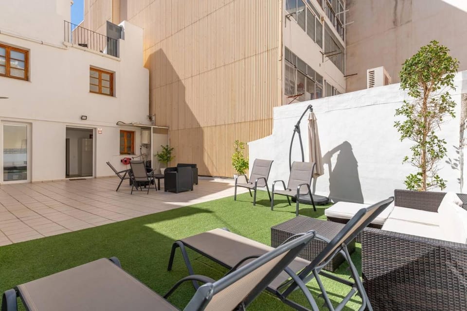 Property building, Patio, Spring, Day, View (from property/room), Balcony/Terrace, Balcony/Terrace, Seating area, sunbed