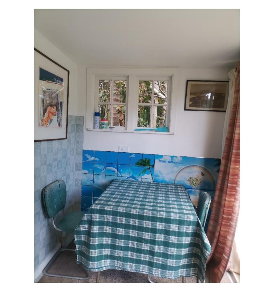 Cottage Sleep Out Country House in Northland