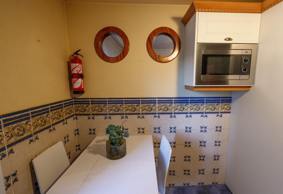 Sopelana pueblo muy cerca de la playa ideal para surfistas y familias. Apartment in Sopelana