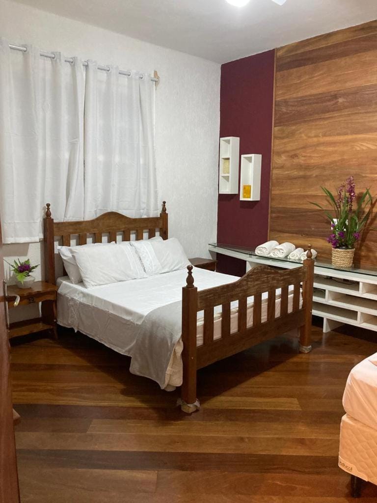 Pousada. Espatódea Inn in State of Rio de Janeiro