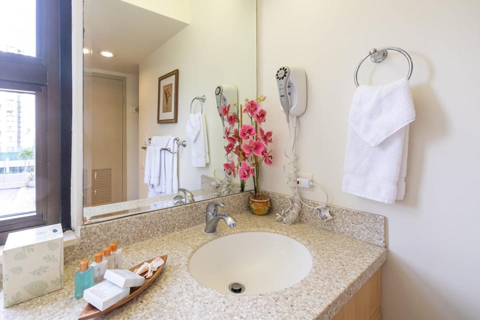 Bathroom, towels
