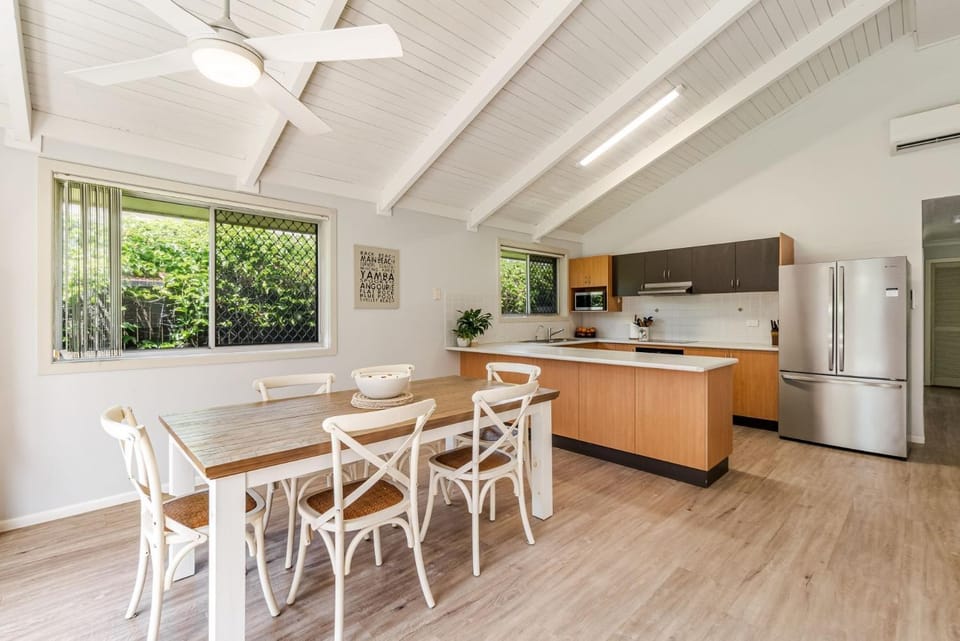 Kitchen or kitchenette, Living room, Dining area, stove, air conditioner