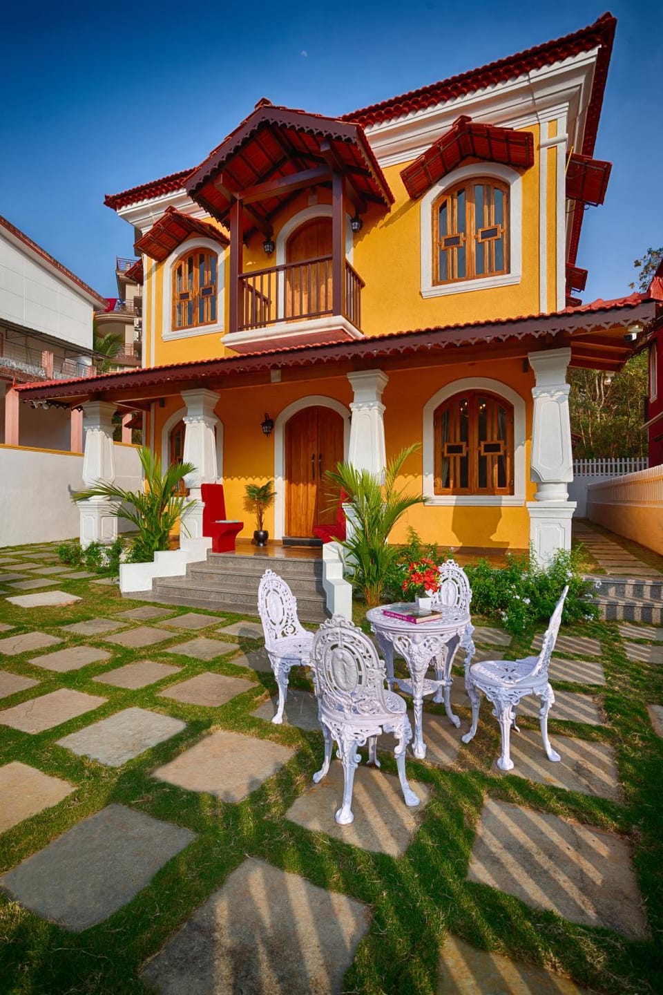 Property building, Garden