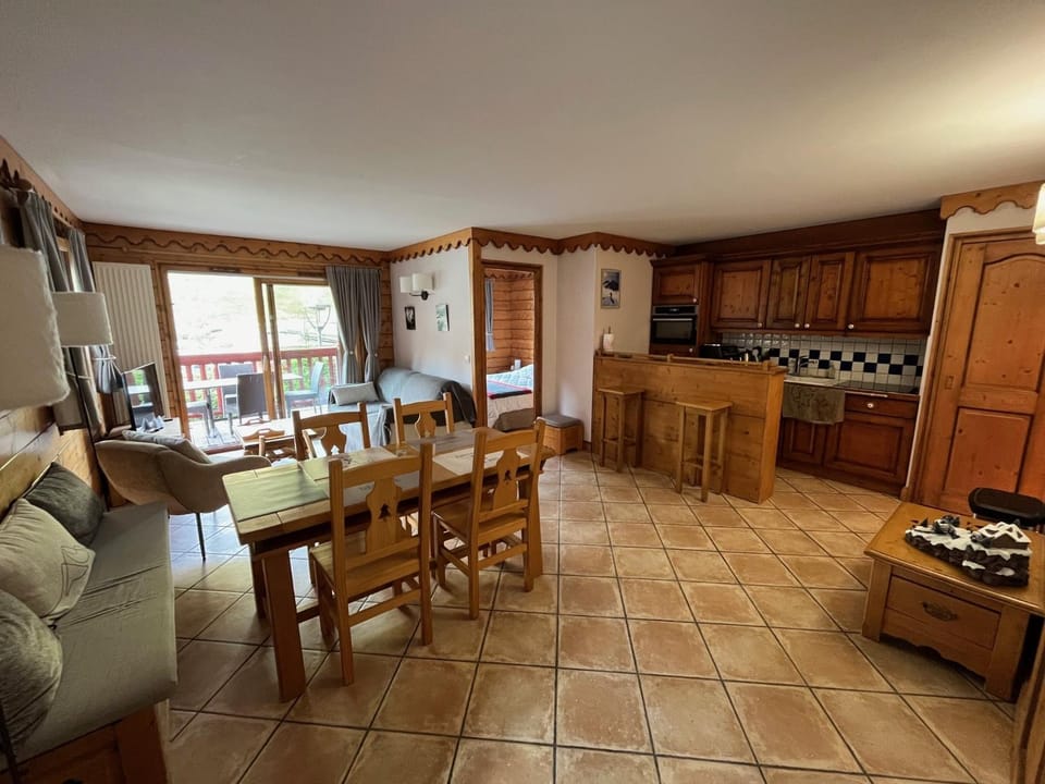 Appartments in Tignes Ecrin des Neiges Apartment in Tignes