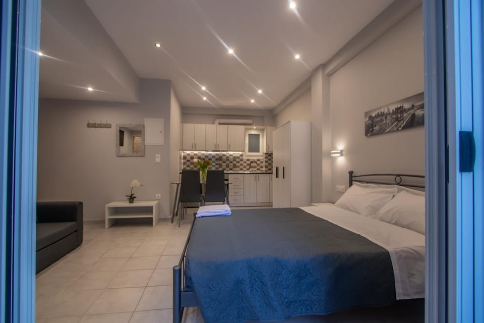 Bed, Photo of the whole room