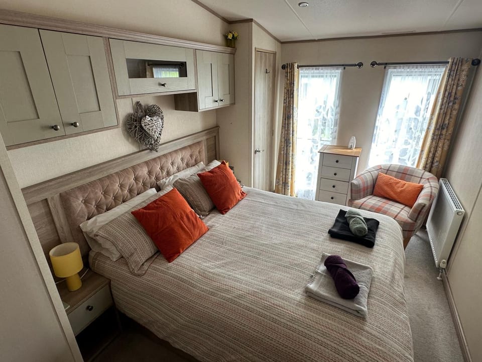 Luxury Lake District Holiday Lodge-Sleeps 4 Apartment in Allerdale District