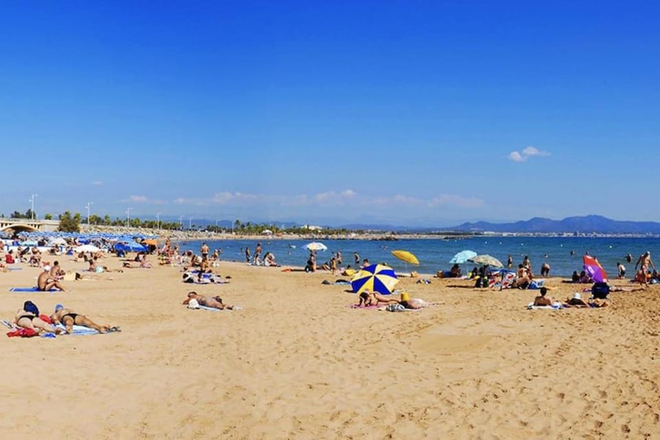 Le Nautile, résidence Les Corailleurs, duplex surplombant la mer, 6 pers Apartment in Fréjus