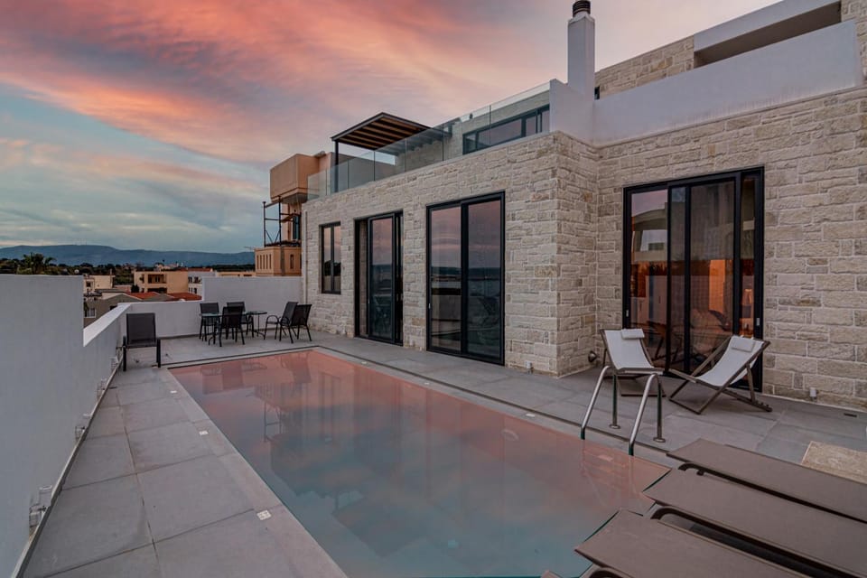 Property building, Patio, View (from property/room), Balcony/Terrace, Pool view, Sunrise, Sunset
