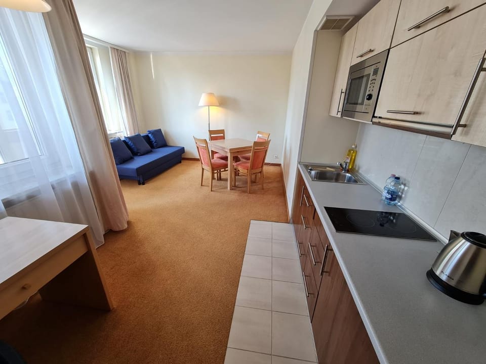 10Q - Z6 Apartament 804 Apartment in Warsaw