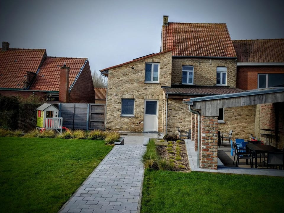 Up de platse House in Flanders
