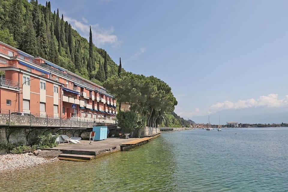Property building, Natural landscape, Lake view