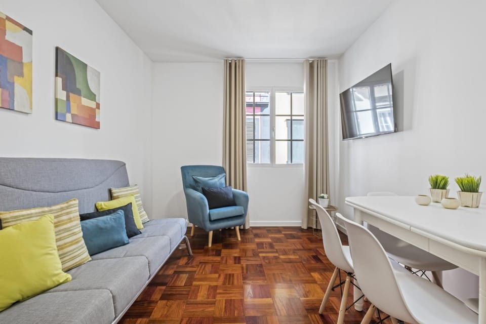 Communal lounge/ TV room, Living room