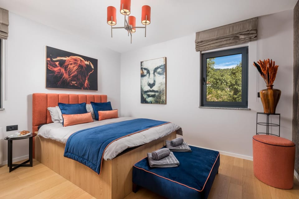Bed, Bedroom