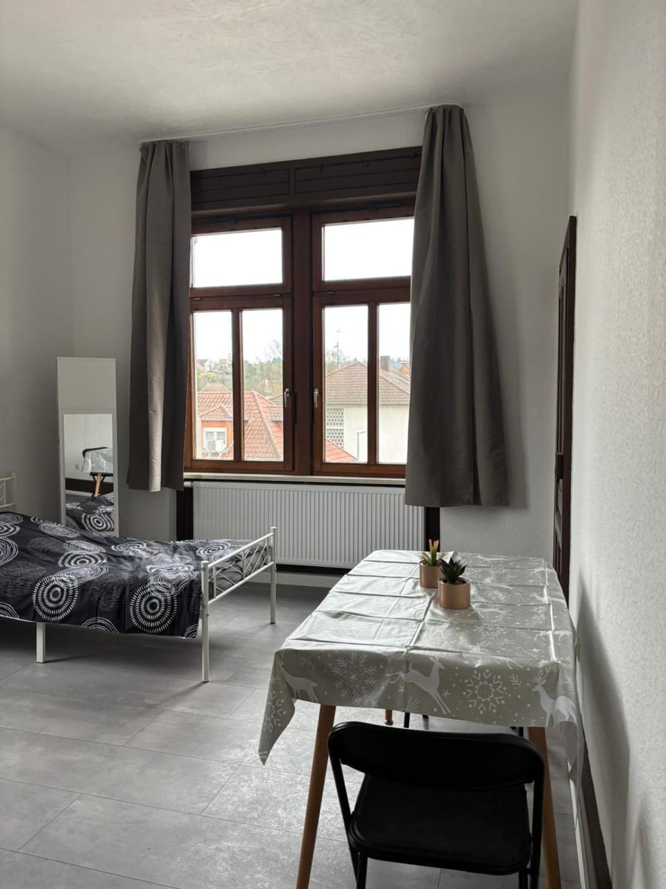1 Zimmer für 2 Personen Bruchsal ruhige Lage (Monteurzimmer) Vacation rental in Baden-Württemberg