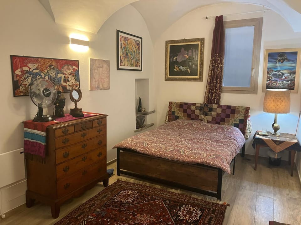 Beautifully restored romantic apartment in the centre of historic Dolcedo Apartment in Liguria
