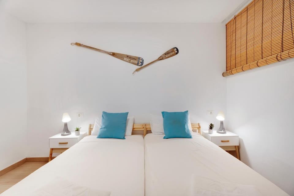 Living room, Bedroom
