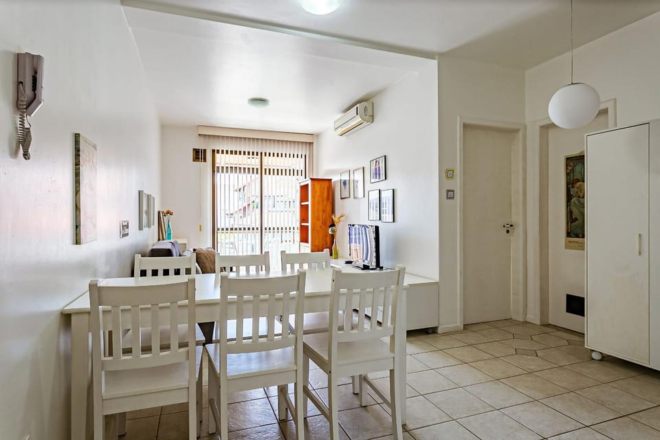 WI-FI 240MB | 350m from Jurerê Beach #JA13 Apartment in Florianopolis