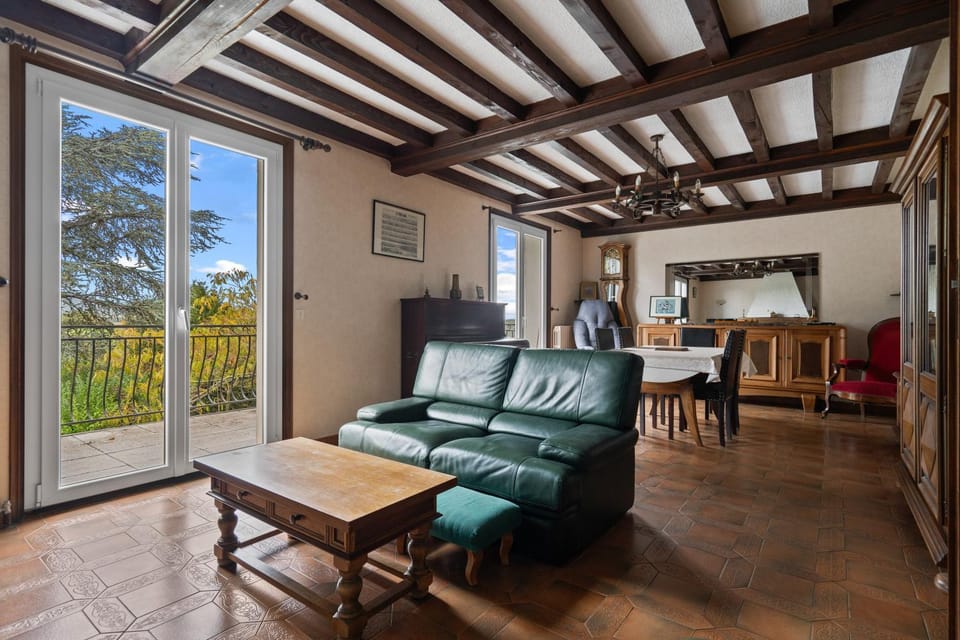 Property building, Living room