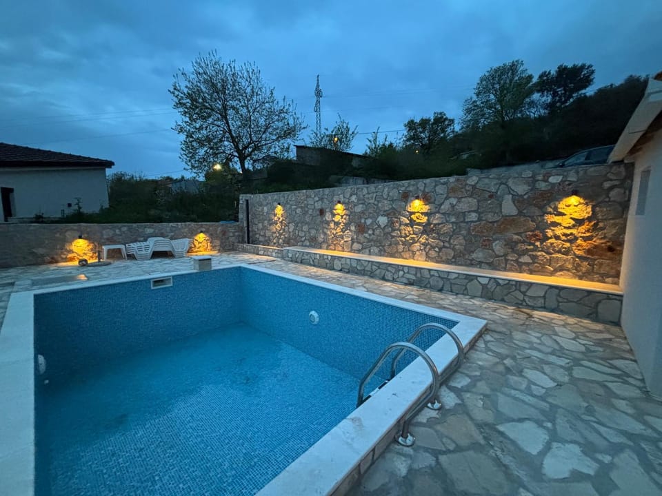 Villa Tunaj new Pool and BBQ Villa in Montenegro