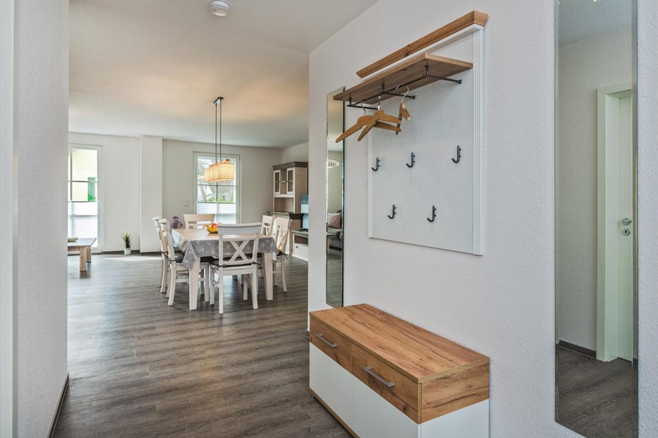 Facade/entrance, Living room, Dining area