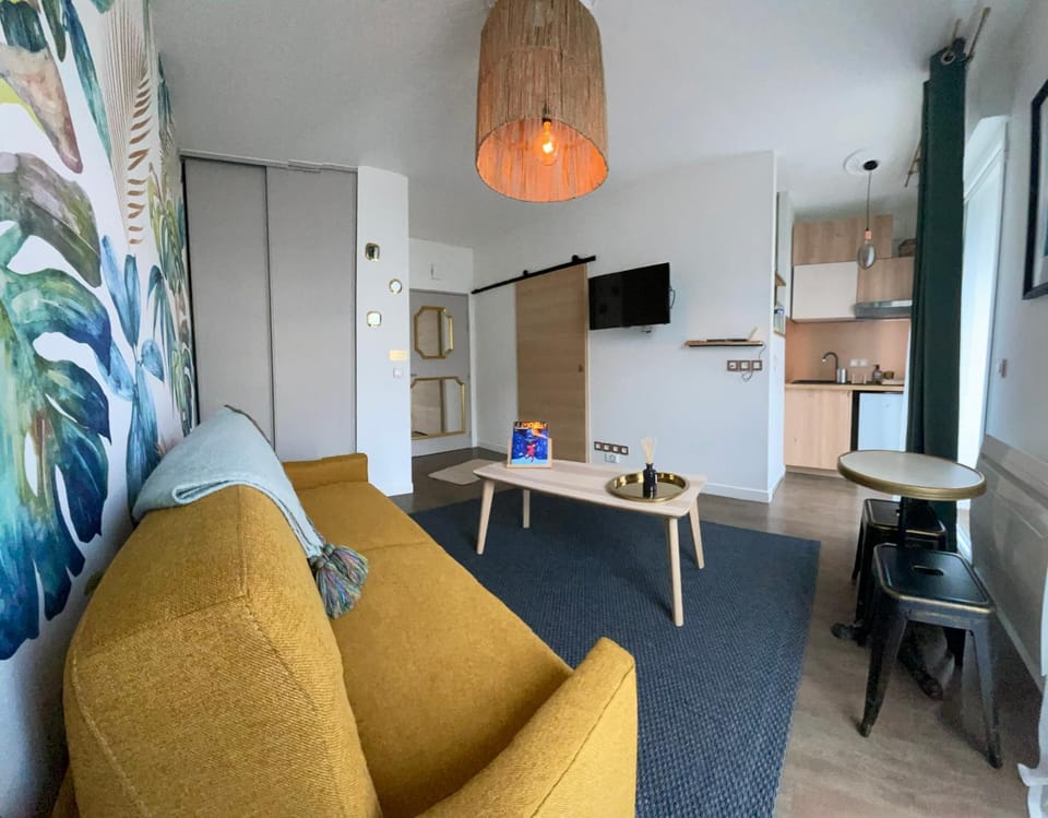STUDIO de charme COSY BED, LA ROCHELLE Apartment in La Rochelle
