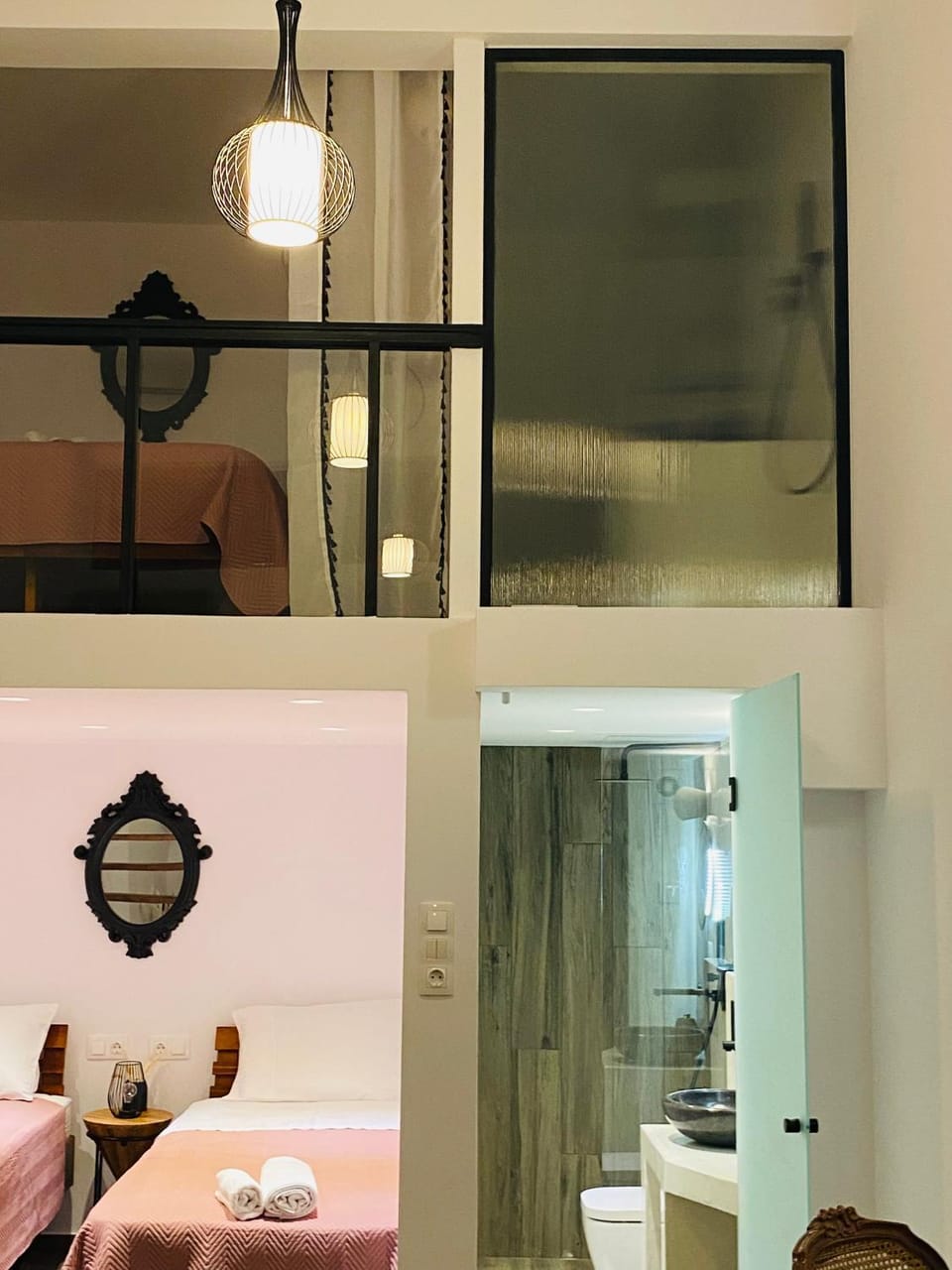 Toilet, Bedroom