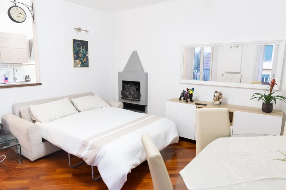 SWEET HOUSE CORSO GENOVA Apartment in Milan