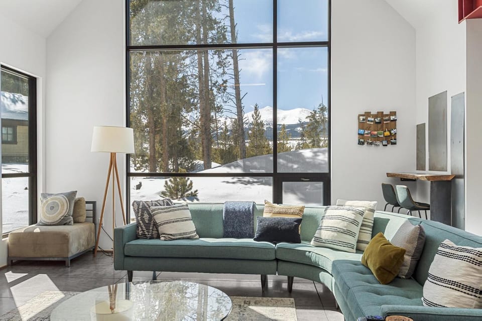 Modern Alpine Escape House in Breckenridge
