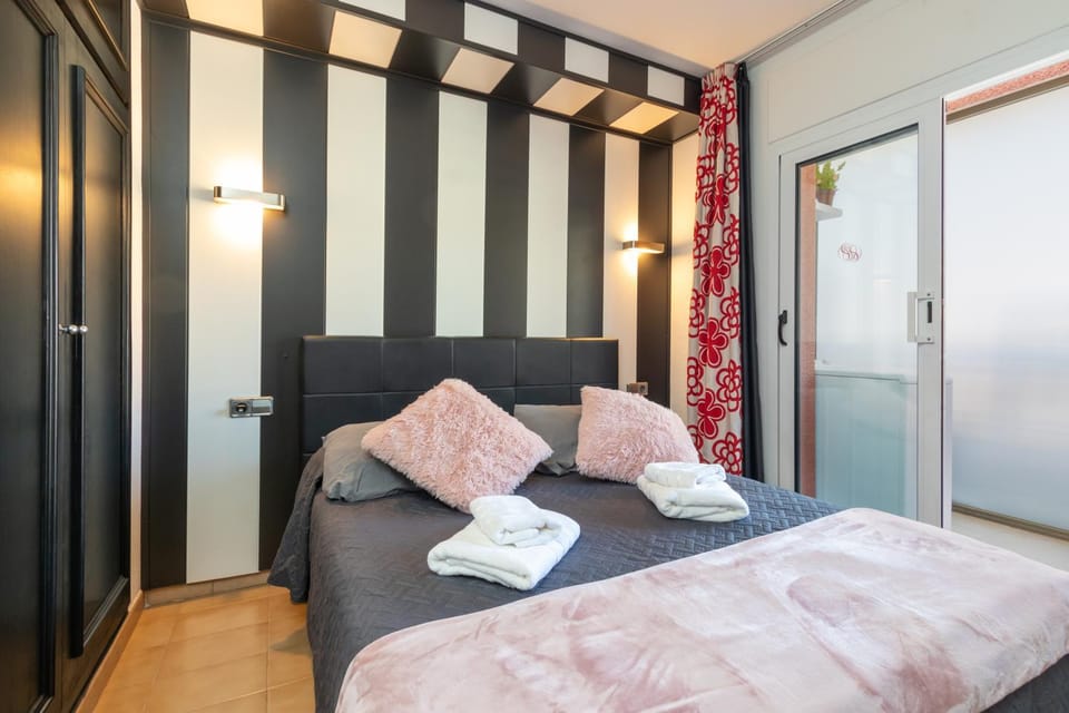 Living room, Bedroom