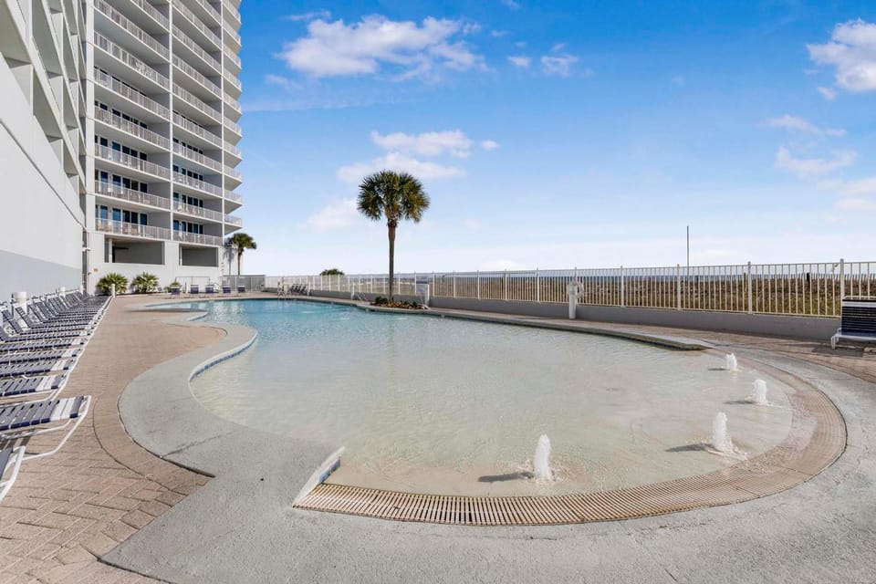 Lighthouse 918 by Vacation Homes Collection Apartment in Gulf Shores