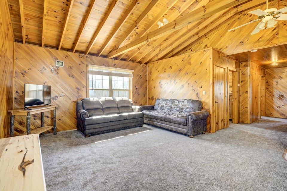 Racine Vacation Rental 25 Mi to Athens! House in Ohio