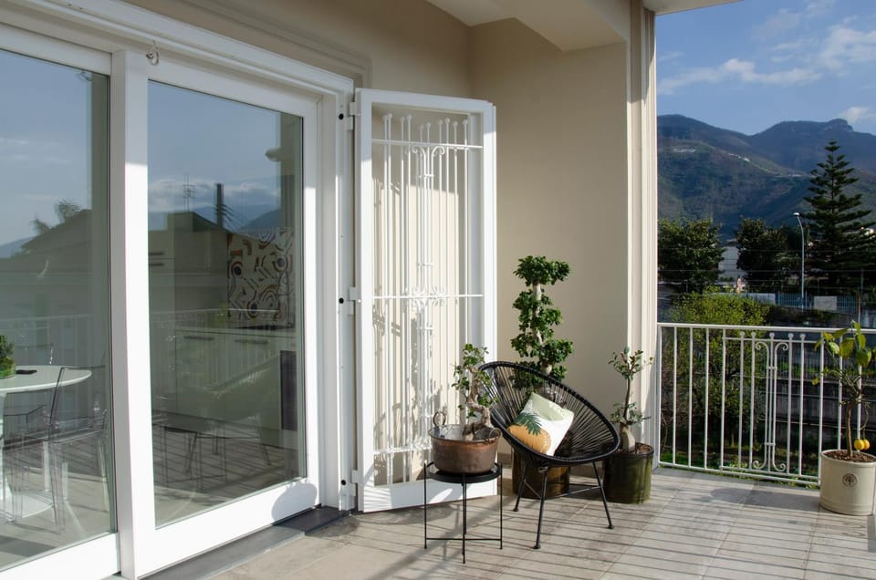 Balcony/Terrace, Balcony/Terrace