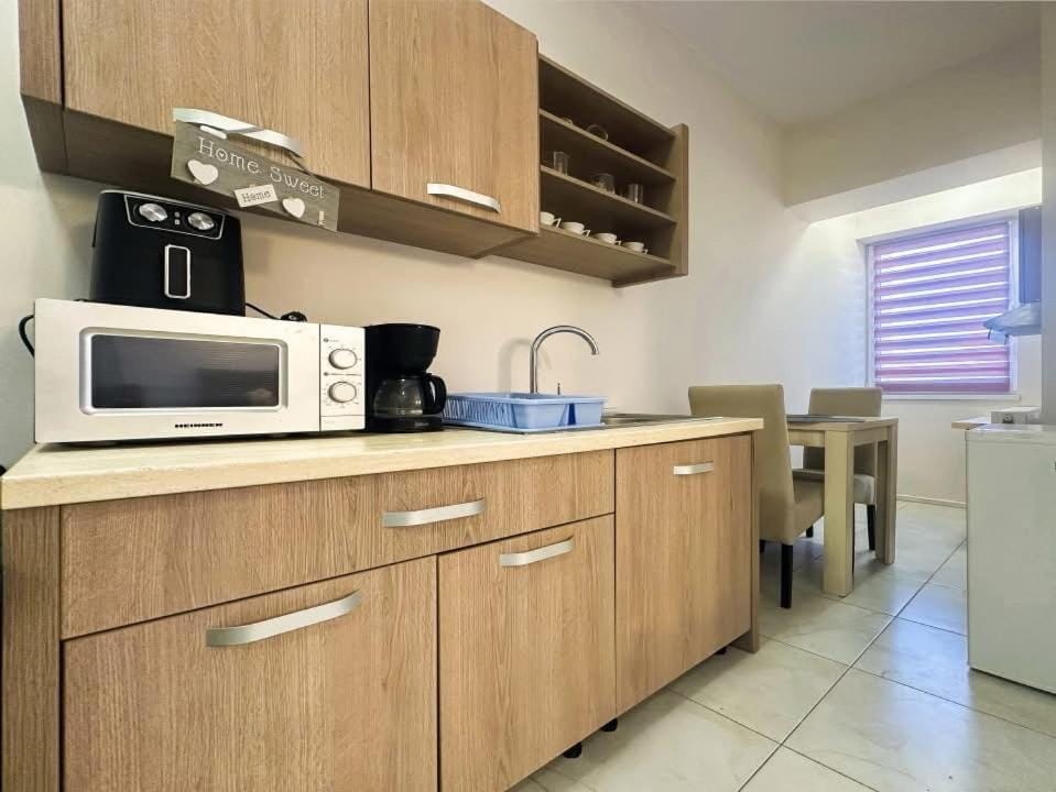 Alina Studio Joy Life Residence Apartment in Constanța County