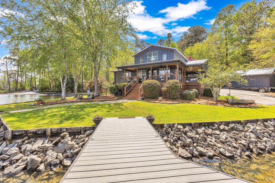 Eagle's Nest on Lake Martin House in Lake Martin