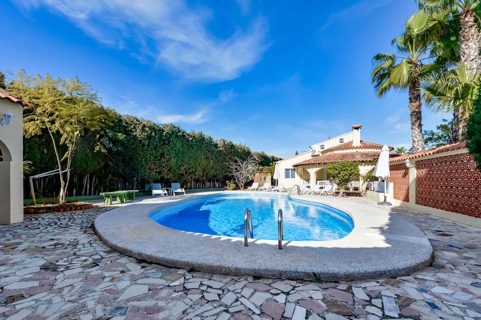 Villas Guzman - Xenia Villa in Calp