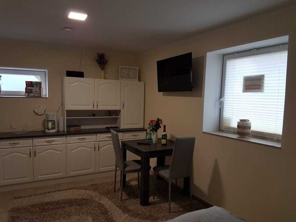 Ferien- Monteurwohnung bis 6 Personen Apartment in Leipzig