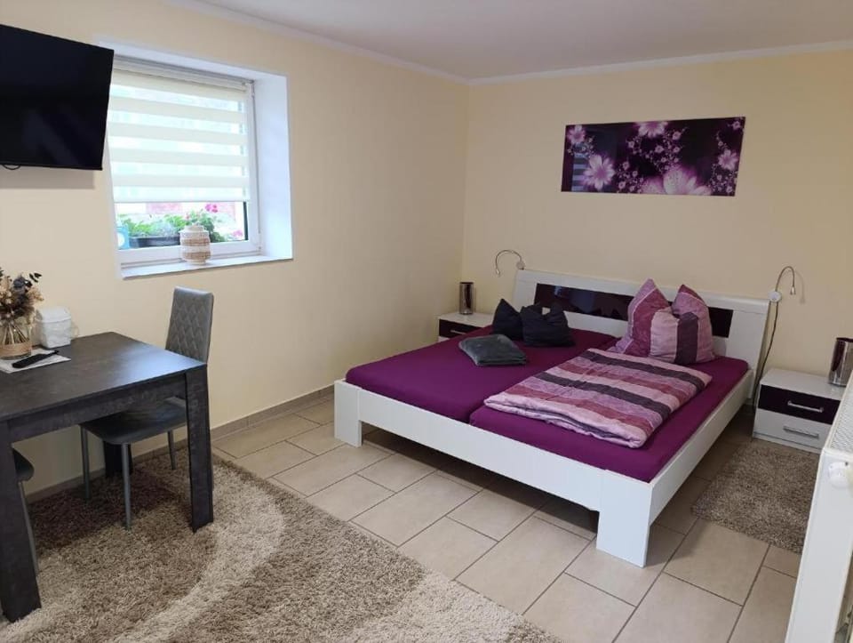 Ferien- Monteurwohnung bis 6 Personen Apartment in Leipzig