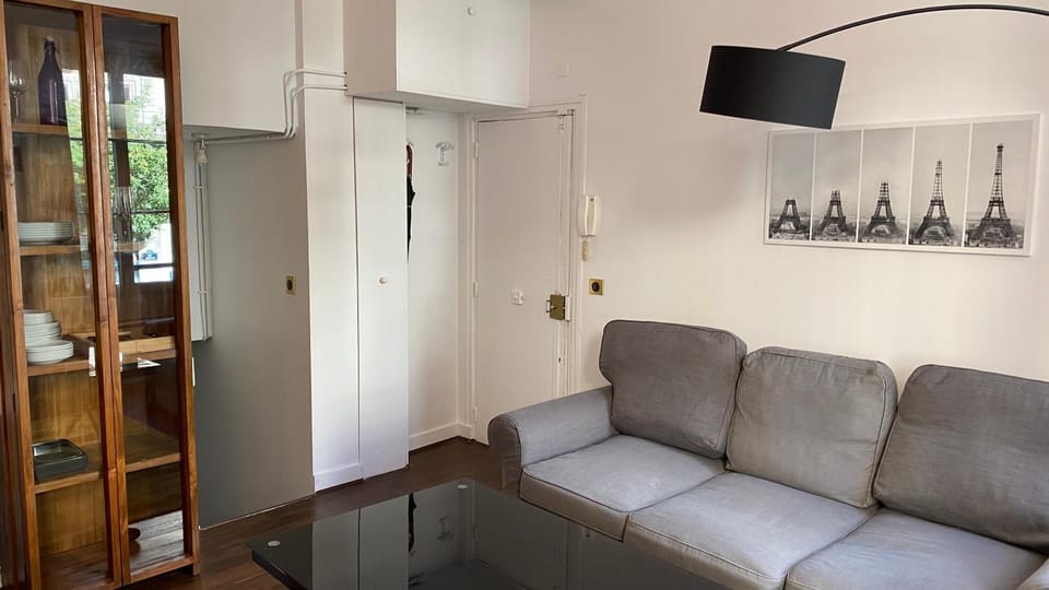 Marais joli deux pièces Apartment in Paris